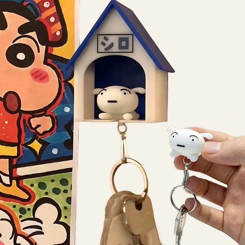 Kawaii การ์ตูน Crayon Shin Chan สุนัขแขวนตกแต่ง Anime House Key Chain ผนังประตูตารางขอบใช้สําหรับหญิง