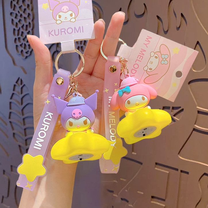 ของแท ้ Sanrio Star Night Light พวงกุญแจกระเป ๋ านักเรียนจี ้ การ ์ ตูนของขวัญขนาดเล ็ ก