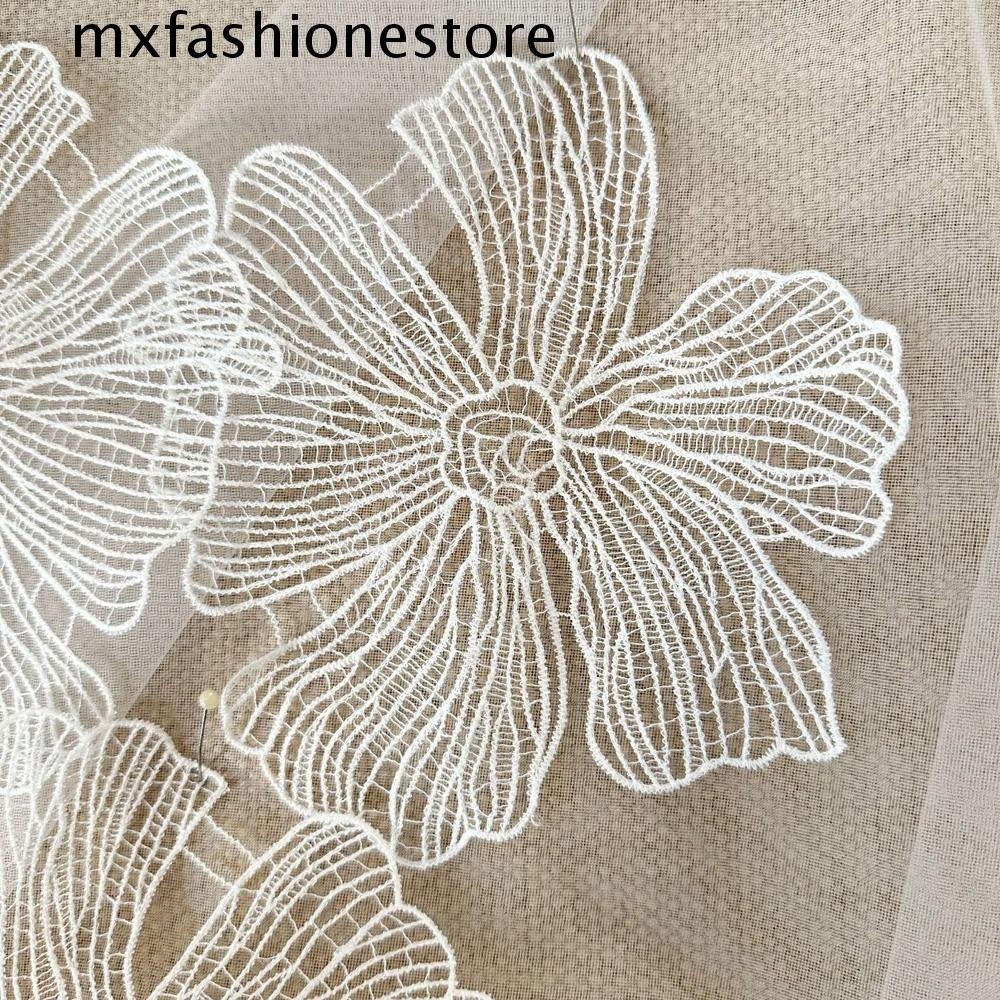Mxfashione แผ่นผ้าลูกไม้ ลายดอกไม้ สีขาว สีดํา สําหรับเย็บผ้า แฮนด์เมด DIY
