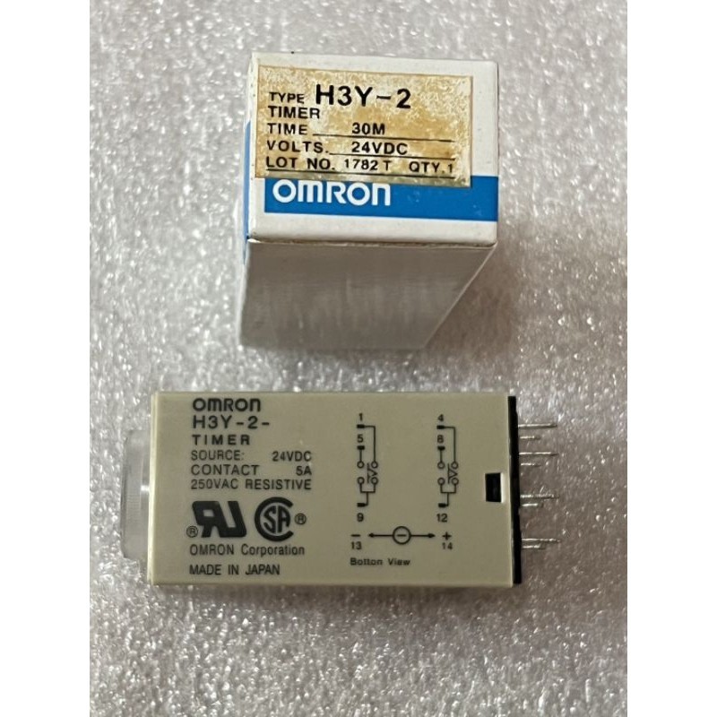 Timer Omron H3Y-2 Coll DC24V 0-30Min+Socket