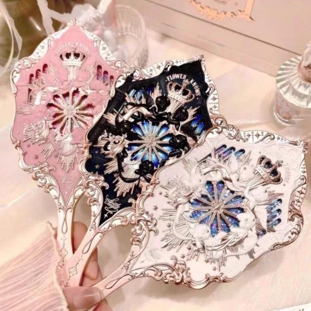 สินค ้ าใหม ่ พร ้ อมสต ็ อกดอกไม ้ รู ้ Little Angel กระจกมืออุปกรณ ์ ต ่ อพ ่ วงกระจกมือสไตล ์ เจ ้ าหญิงสาว High-Appearance OU24509