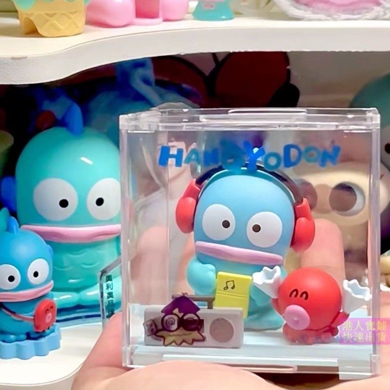 Sanrio Ugly Fish Hanton Mystery Box Worry-Free Life Series Micro Box น ่ ารักรูปเครื ่ องประดับของขวัญตุ ๊ กตาหญิง