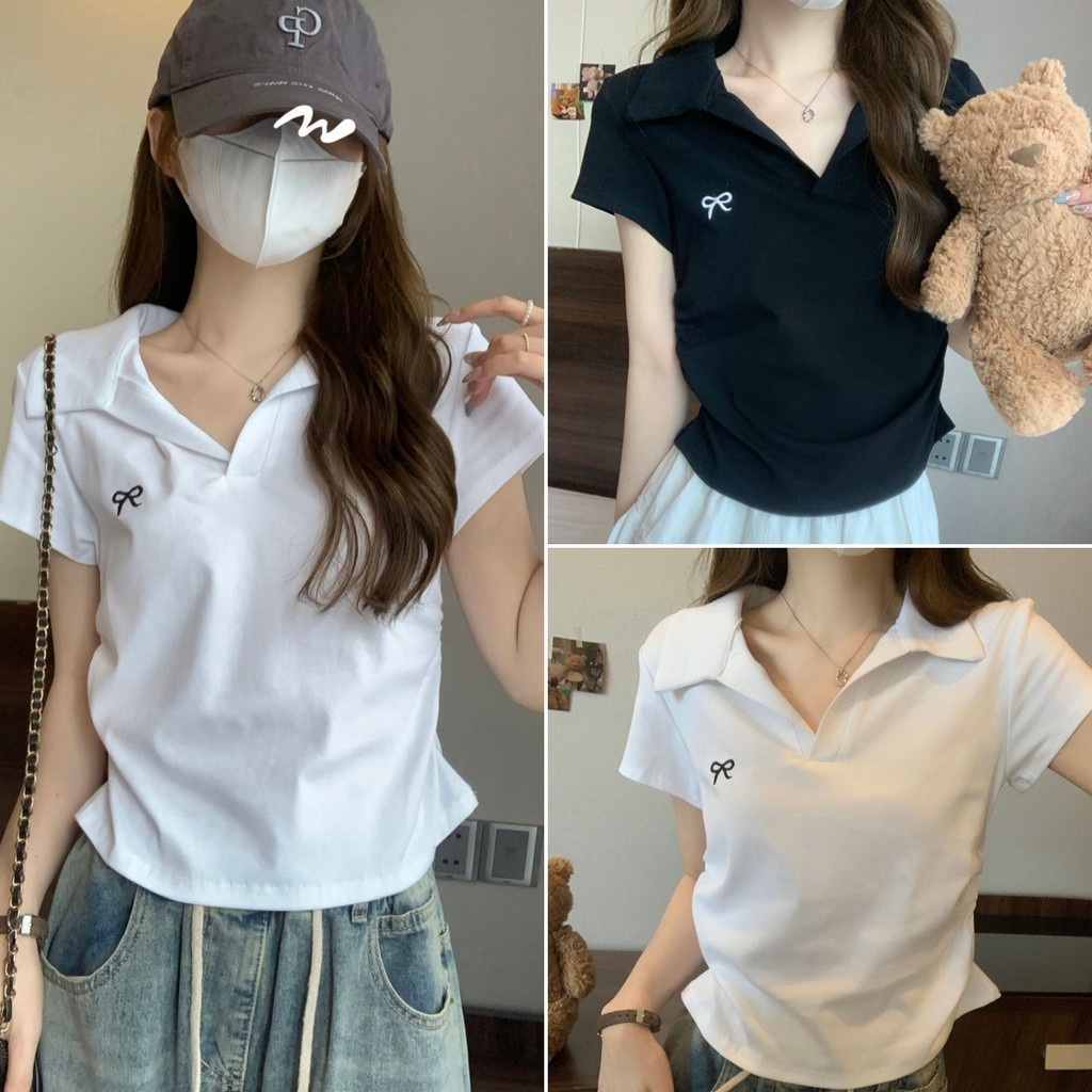 Luna Shop 🍒 พร้อมส่ง 💕 เสื้อยืดแขนสั้นสำหรับผู้หญิงสไตล์เกาหลีพร้อมโบว์ปักตกแต่ง เสื้อยืดแขนสั้นจีบคอวีเรียบง่าย