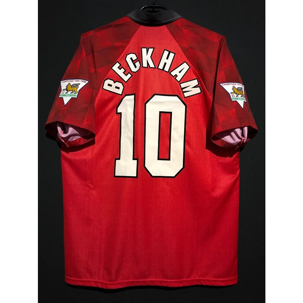 เสื้อกีฬาแขนสั้น ลายทีมชาติฟุตบอล Manchester United BECKHAM CANTONA 96 97 ชุดเหย้า คุณภาพสูง สไตล์เรโทร