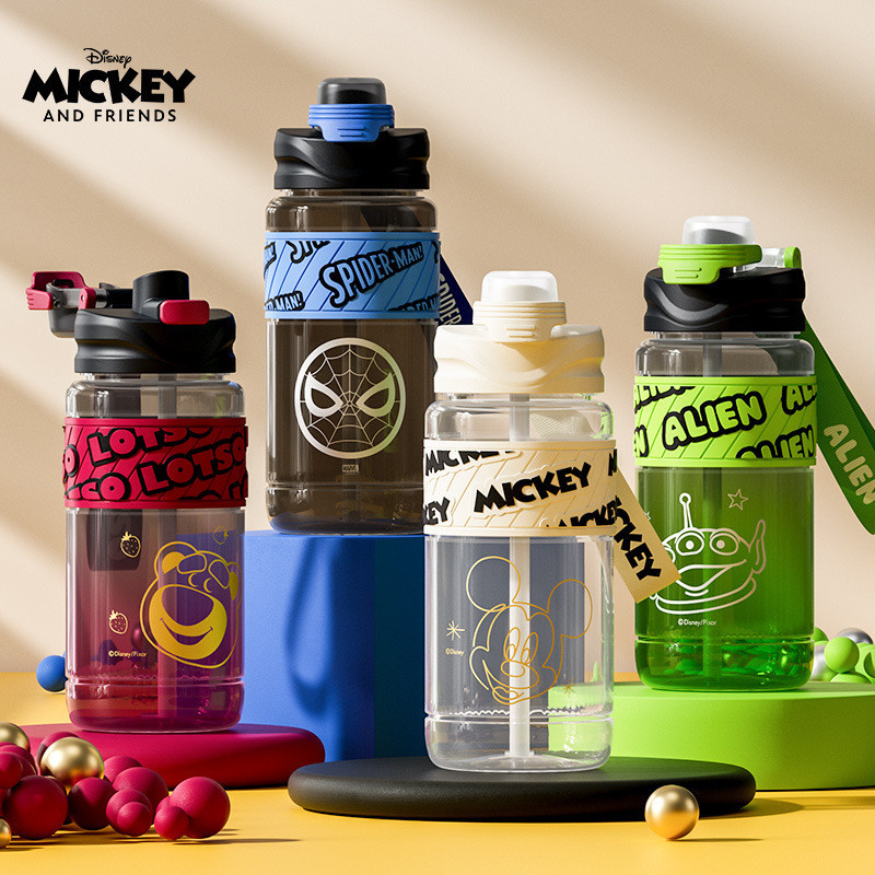 Disney ถ้วยน้ํา Tritan Bottel BPA ฟรี 750 มล. ขวดน้ําความจุขนาดใหญ่นักเรียน Drop ทนกีฬาเครื่องดื่มคู่ถ้วยพลาสติกกลางแจ้ง