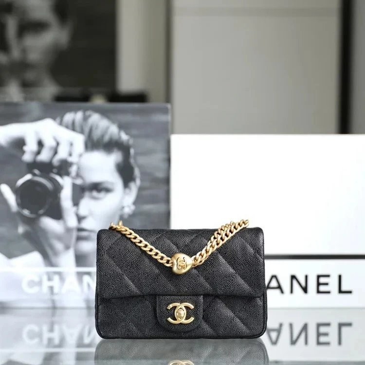 Ch @ nel Chanel 23P Series White Small Heart Adjustable Buckle Flap Bag Shoulder Bag Crossbody Bag Female Bag
