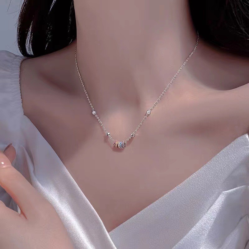 S925 เงินสเตอร ์ ลิงสร ้ อยคอที ่ มีสีสันแฟชั ่ นเครื ่ องประดับ Clavicle Chain สาวนักเรียนงานแต ่ งงานของขวัญขายส ่ ง