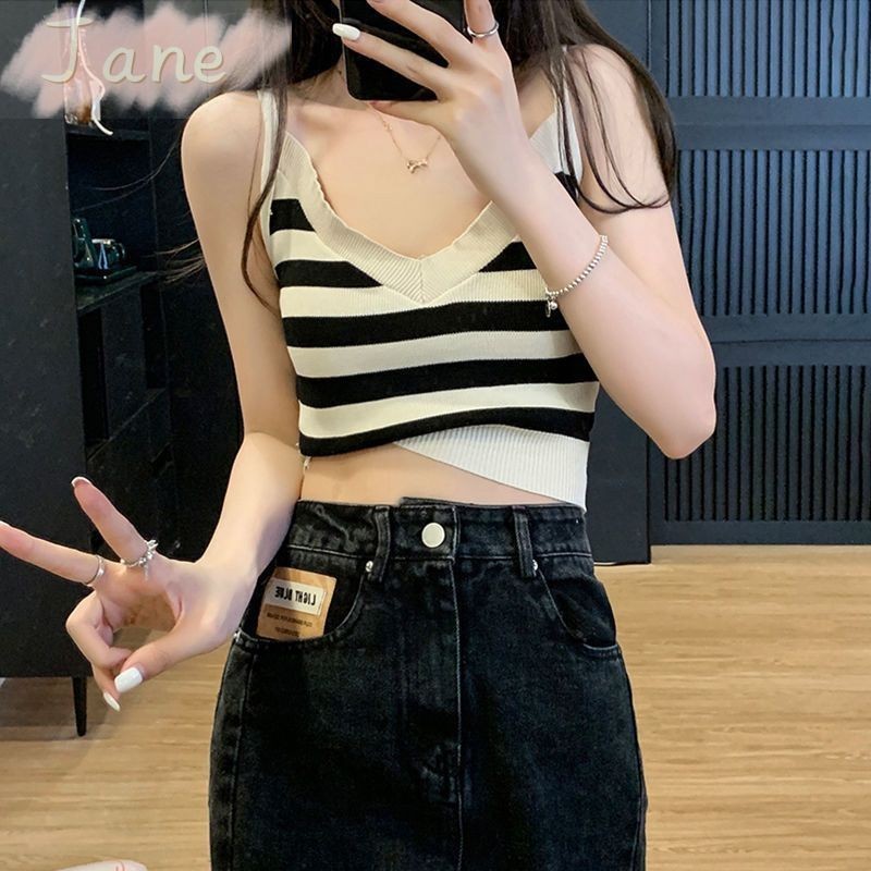 ฤดูร้อนเซ็กซี่ Suspenders ถัก V คอ Bottoming เสื้อสั้นเสื้อกั๊กลายผู้หญิง JN