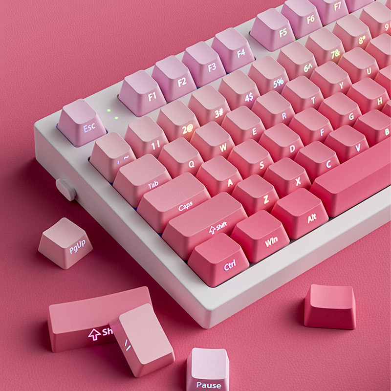 135 คีย์สตรอเบอร์รี่สีชมพูด้านข้างพิมพ์ PBT Keycaps Double Shot Shine ผ่าน Keycaps โปรไฟล์เชอร์รี่สําหรับคีย์บอร์ดเครื่องกล