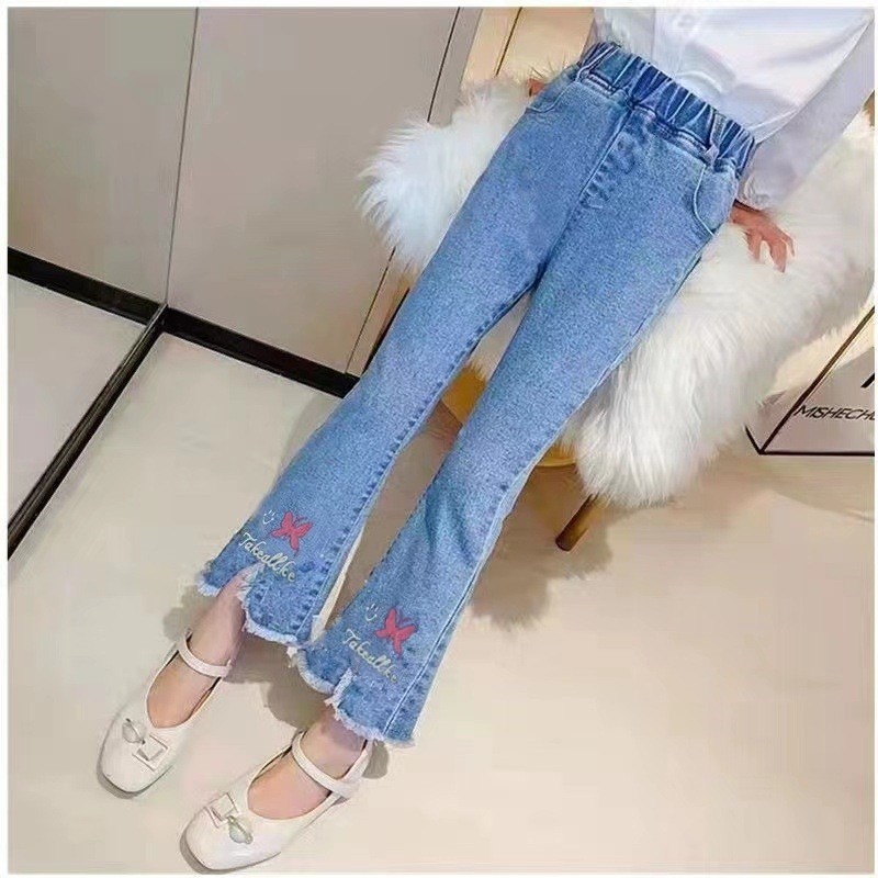 พร้อมสต็อก 100-160 ซม. ฤดูใบไม้ผลิฤดูใบไม้ร่วงสไตล์สาว กรีด กางเกงขาบานกลางเด็กใหญ่ยืดแพทช์กางเกงยีนส์ ราคา ถูกที่สุด ดีลบีเคเค