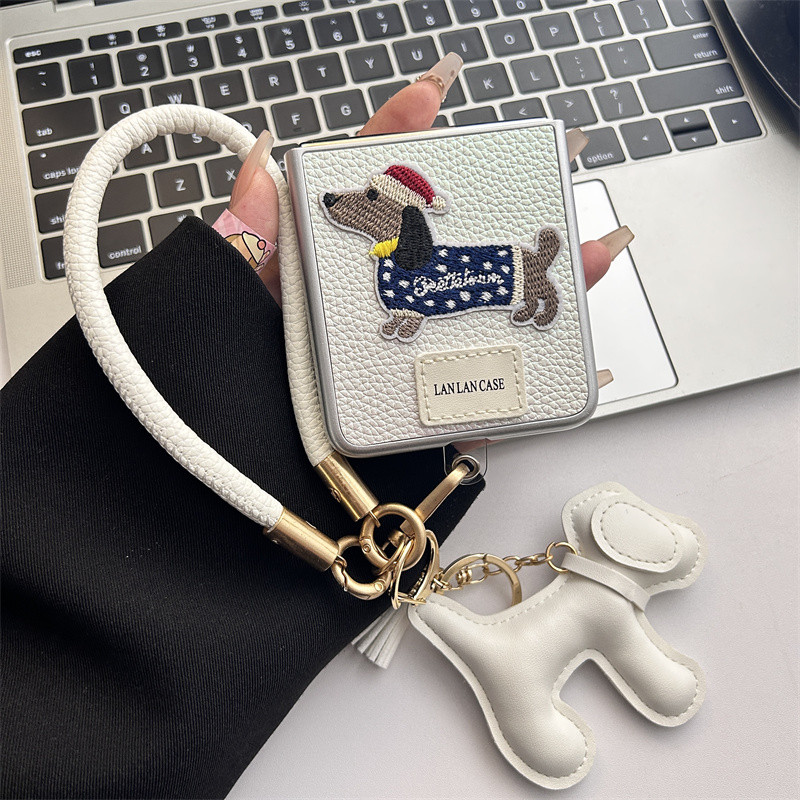 SAMSUNG LUKENเคสโทรศัพท์สําหรับSamsung Galaxy Z Flip7 6 5 4 3 OPPOค้นหาN2 Flip N3 Flipน่ารักสุนัขหนังสีขาวปกหลังพร้อมสายคล้องมือสําหรับFlip3 Flip4 Flip5 Flip6 N2Flip N3Flip