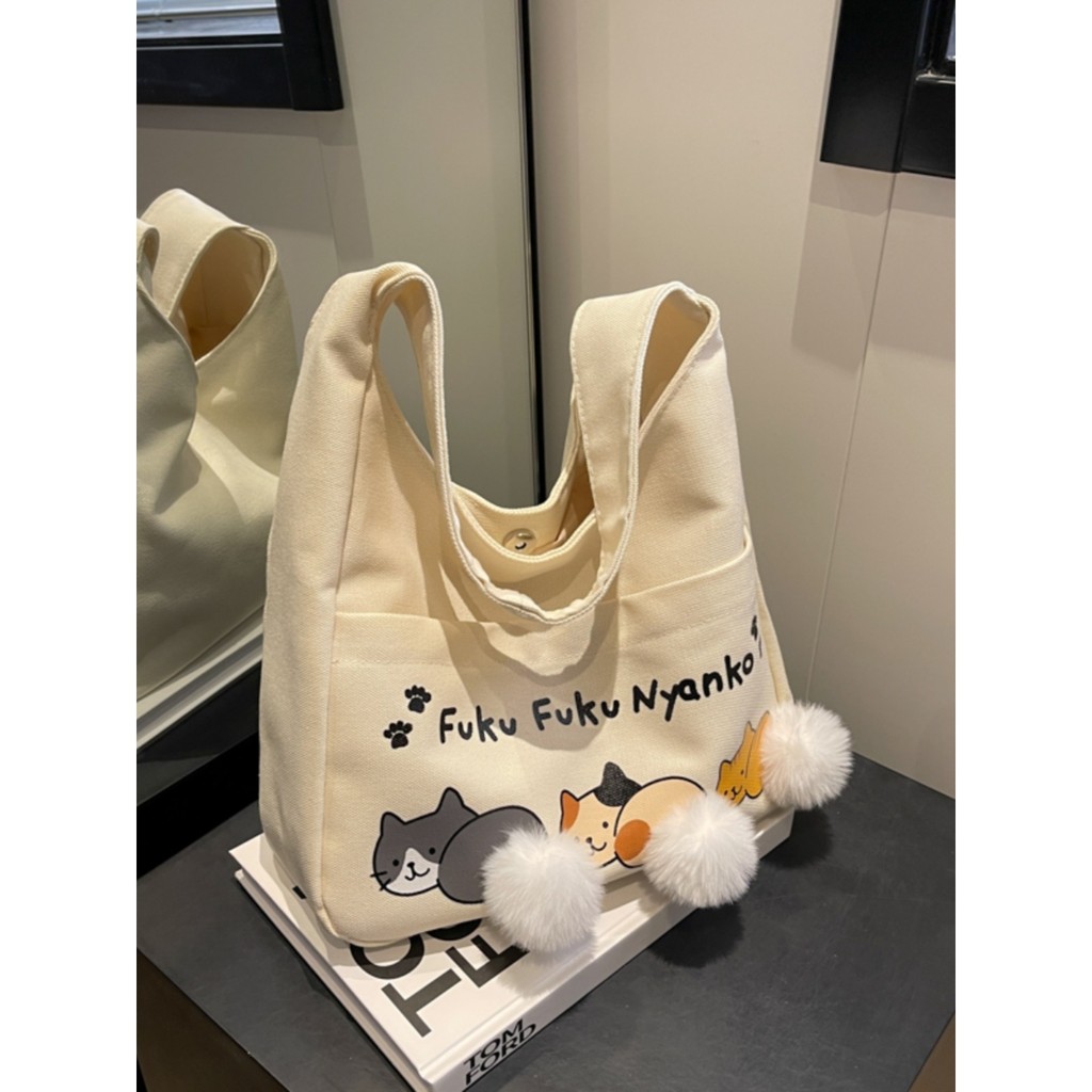 Three Cats Plus Fur Ball Tail Canvas Bag กระเป๋าโท้ตน่ารัก
