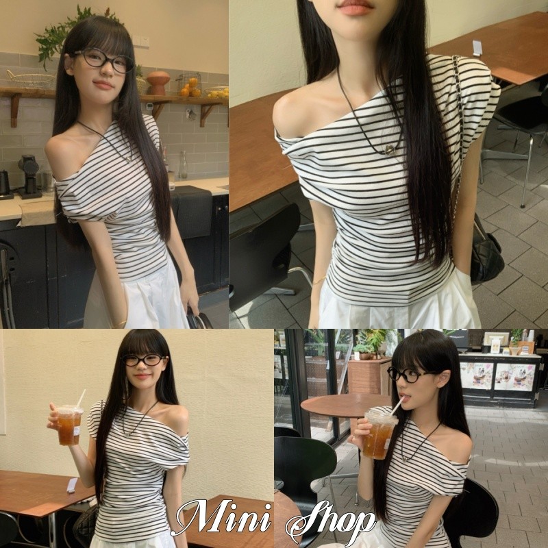 Mini shop🌸พร้อมส่ง🌸เสื้อคอกลมเปิดไหล่แขนสั้น น่ารักคาวาอี้ ดีเทลลายทาว ดีพื้นขาวดำ ใส่สบาย เสื้อยืดผู้หญิง(FYB8)