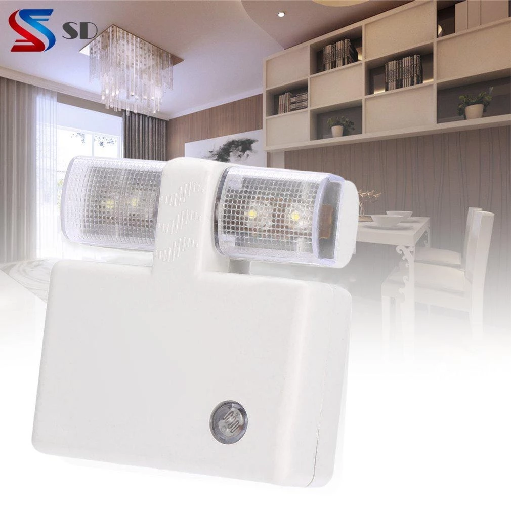 Nightlight ประหยัดพลังงาน LED Night Wall Light ควบคุมโคมไฟอัตโนมัติ 110-240V