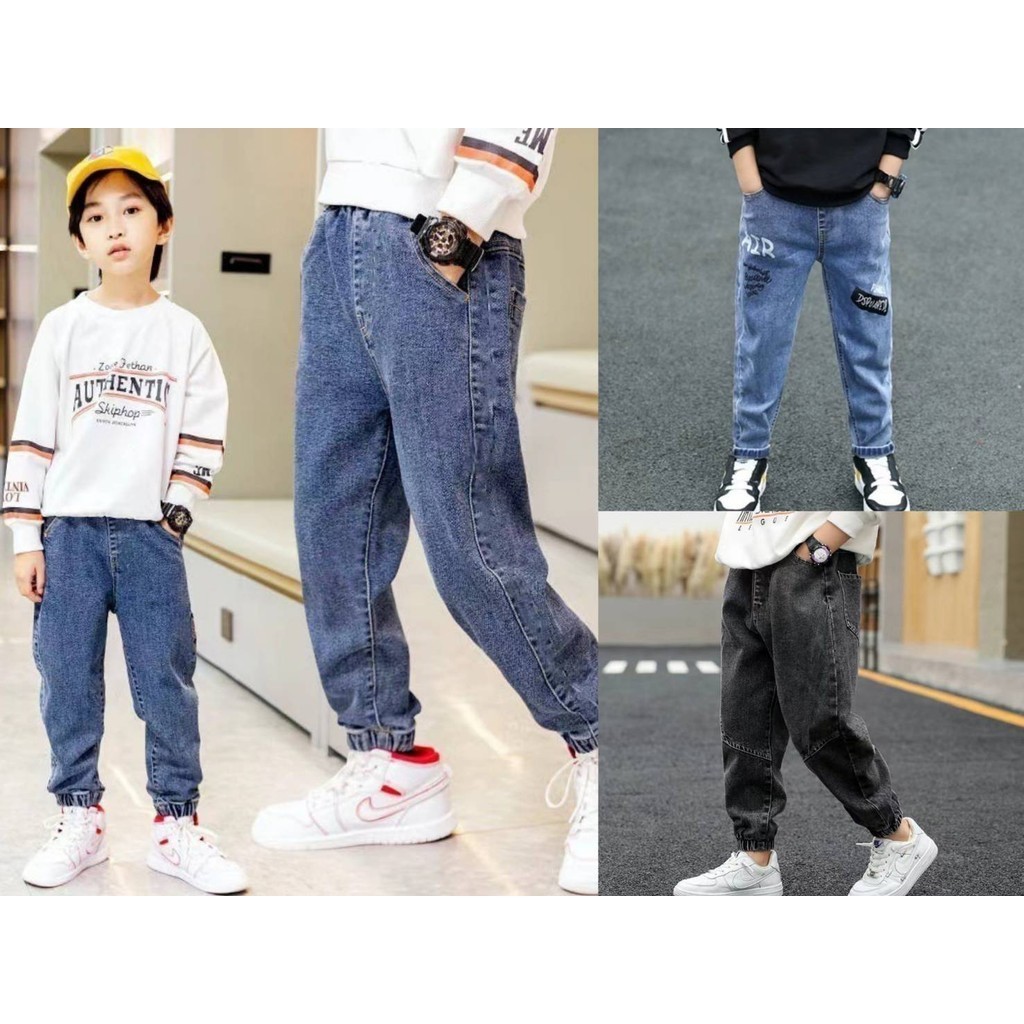 กางเกงยีนส์เด็กผู้ชาย เอวสม็อคขาจั๊ม  เอวยางยืด  ไม่แข็ง ตัวกางเกงมีกระเป๋าหน้าและกระเป๋าหลัง อย่างจ๊าบ พร้อมส่ง