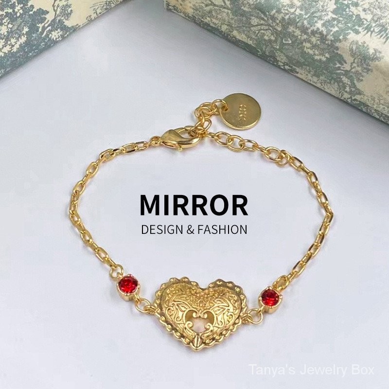 0517-HFDD[24Hourly Shipment]DBrand Red Diamond Brass Hollowed Heart Shape National Style Classical Elegant Retro High-Grade Bracelet Girlfriends Girlfriend Gift