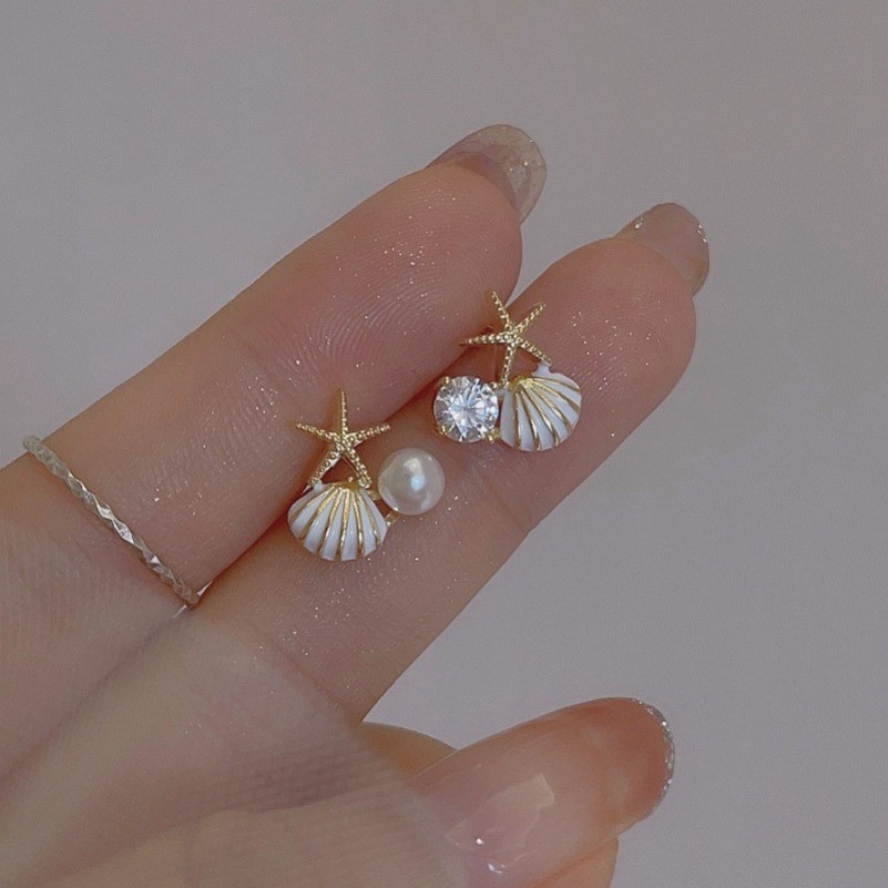 Gold Plated ต่างหูสําหรับสาวน่ารักปลาดาวขนาดเล็กต่างหูเชลล์สําหรับผู้หญิงไม่สมมาตร Rhinestones ไข่มุก Charms ต่างหูอินเทรนด์หวานเครื่องประดับ