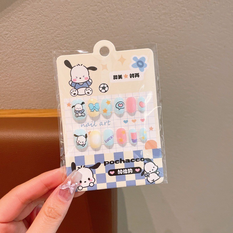 น่ารัก Sanrio Kuromi Melody สติ๊กเกอร์ติดเล็บที่ถอดออกได้สวมใส่เด็กเล็บปลอมหญิงเล็บแพทช์เล็บ Art