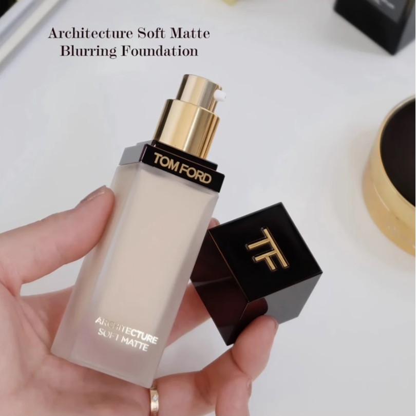 T*f soft focus liquid foundation แต่งหน้าถือคอนซีลเลอร์ 30ml 0.4 # 1.1 # 1.3 # 1.5#