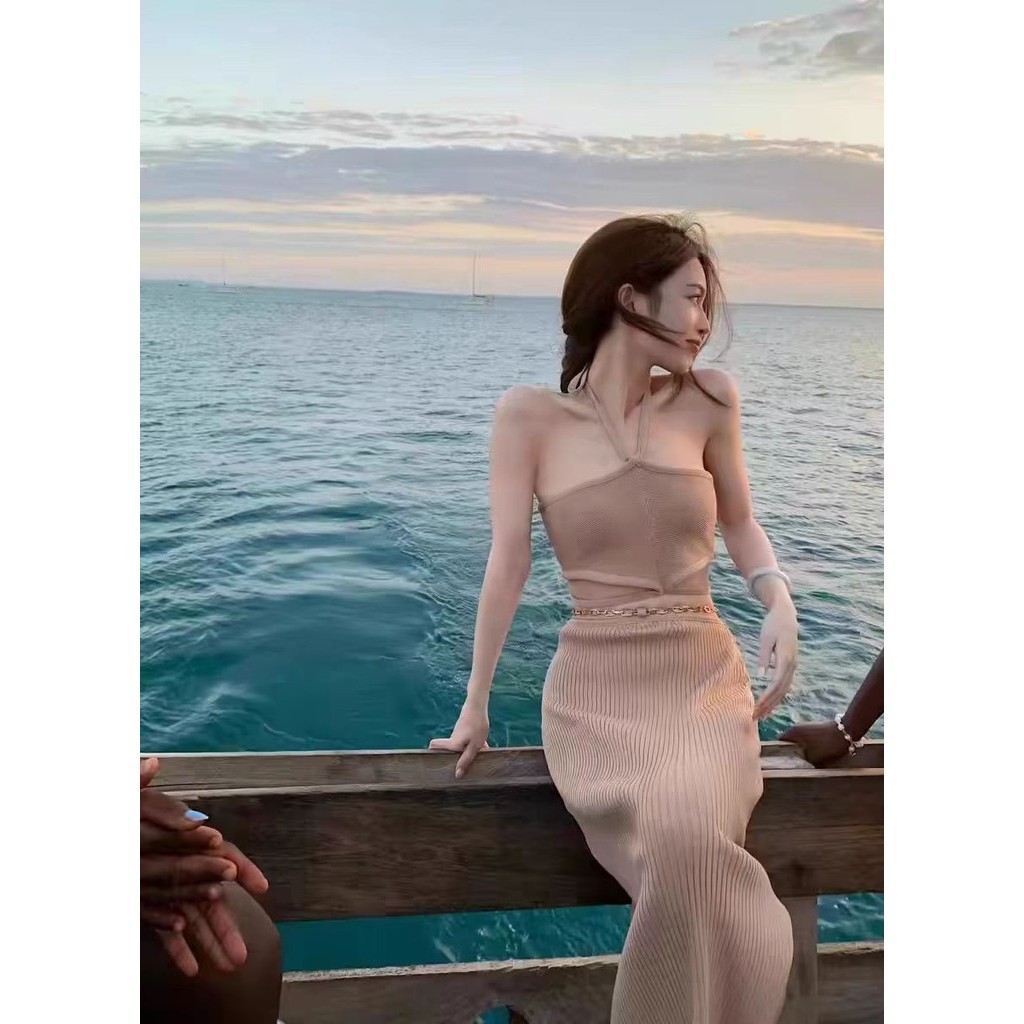 เซ ็ กซี ่ Halter คอสัมผัสเอวสลิง + Chain แยกกระโปรงชุดด ้ านนอกหมายเหตุ Me Jiage 7KMS