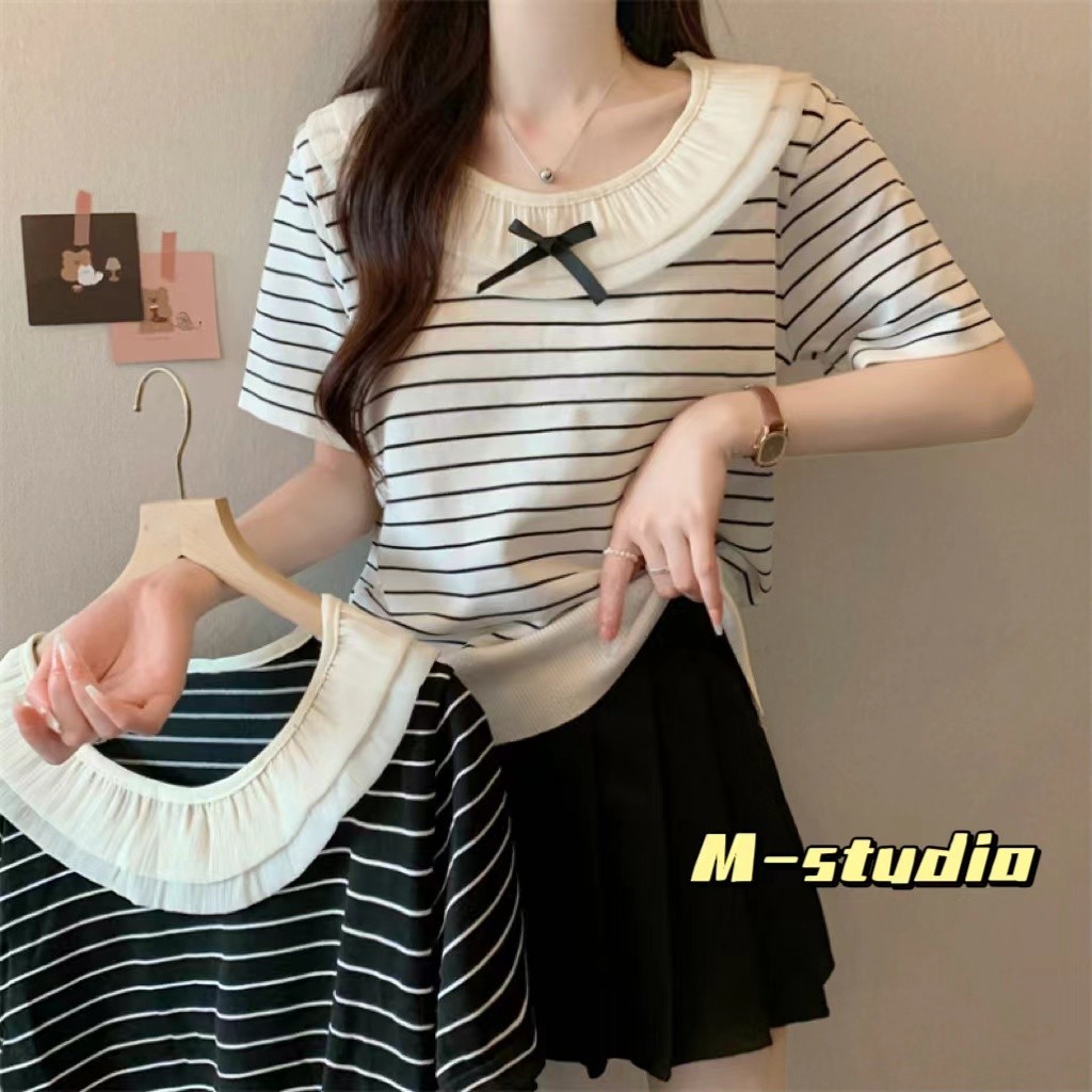 Maze⭐️พร้อมส่ง⭐️เสื้อยืดไหมพรมลายขวางคอระบาย ติดโบว์น่ารักเนื้อผ้านุ่มจั้มเอวน่ารักใส่สบาย(79031)