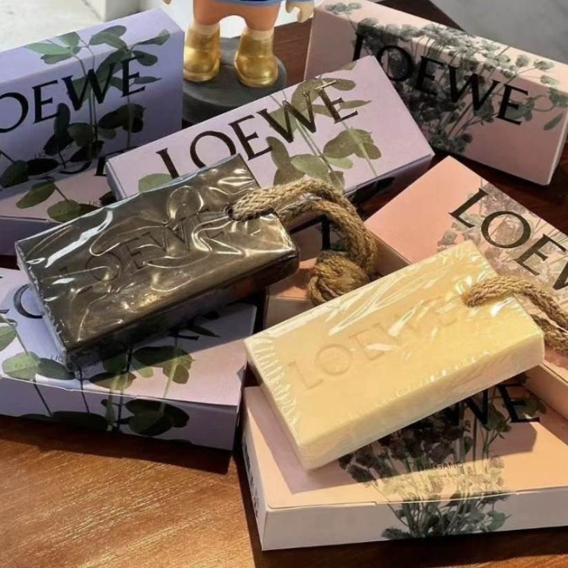 Loewe Fragrance Bathing Soap 290g สําหรับผู้ชายและผู้หญิงทําความสะอาดสบู่น้ํามันหอมระเหยผิวหน้าและผิวกาย
