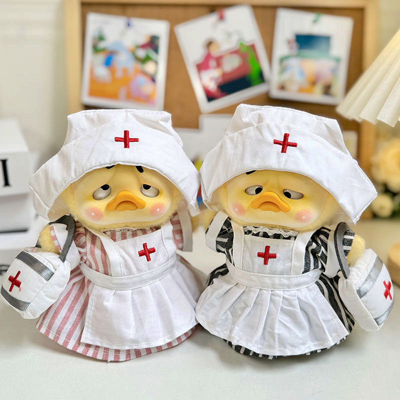 Jh [เสื้อผ้าเด็กเท่านั้น] Annoying duck plush series เสื้อผ้าเด็กกล่องตาบอดเป็ดสีเหลืองขนาดเล็กตุ๊กตาเสื้อผ้าลายชุดพยาบาล