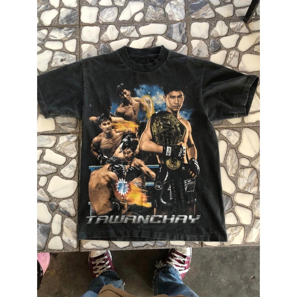 เสื้อตะวันฉาย P.K Bootleg T-shirt ผ้าCotton 100% ใส่ได้ ทั้ง ชาย ใส่สบาย ไม่หด ไม่ย้