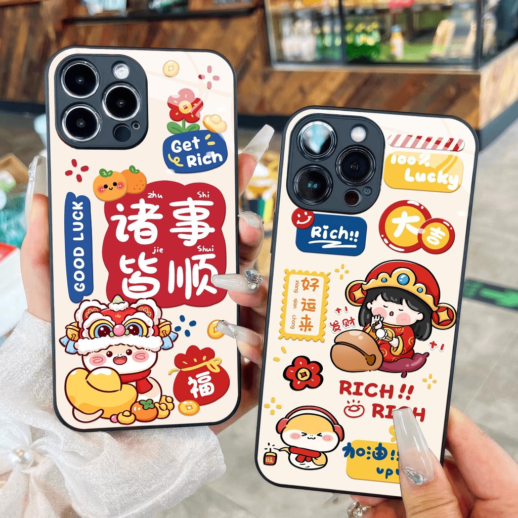 Lucky Snake เคสแก้วงูสีทองออกแบบสําหรับ Tet 2025 สําหรับ iPhone 17 16 15 14 13 12 11 8 7 6 6s 6p 7p 