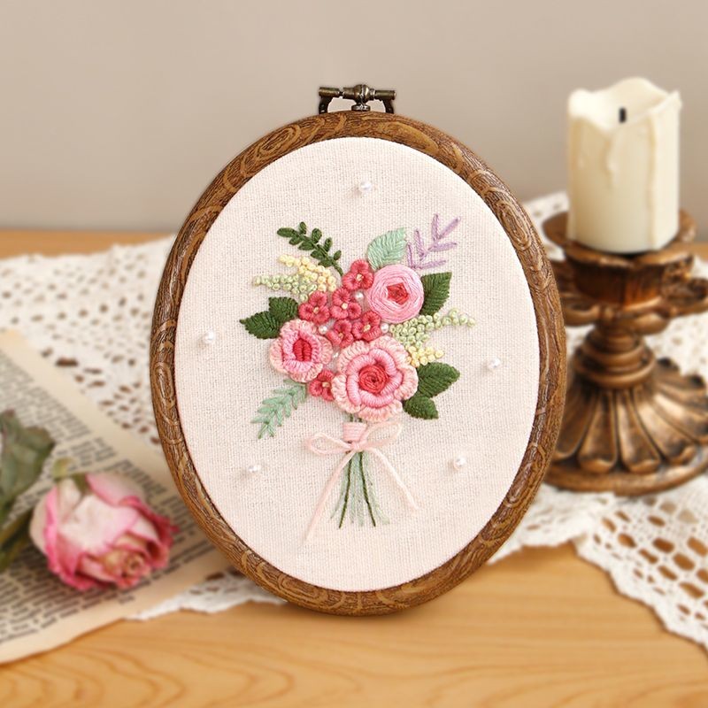 [MOYU] ชุดปัก DIY กุหลาบสไตล์ยุโรป วัสดุครบพร้อมกรอบรูปสวยงาม Rose Framed Embroidery Kit