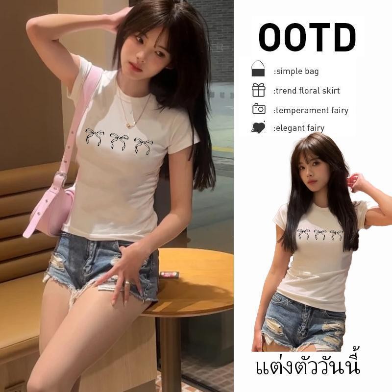 สาวลดอายุ เสื้อยืดครอปเอวลอยทรงเข้ารูป สไตล์ลำลอง เสื้อพิมพ์ลาย มีหลายไซซ์ให้เลือก เรียบง่าย แขนสั้น  Clothing Tshirt