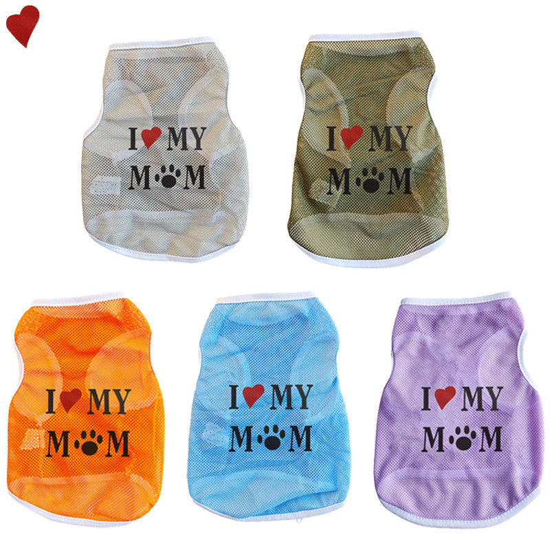 ✨ มาใหม่ ✨ S-2xl Love Mom เสื้อกล้ามสุนัขพิมพ์ลาย เสื้อผ้าสุนัขที่ทันสมัยและสะดวกสบาย