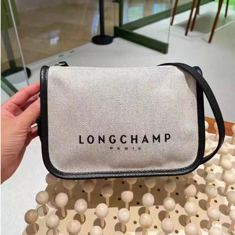 Essential TOILE กระเป๋าหญิงขนาดเล็กหนึ่งไหล่ Crossbody กระเป๋าสี่เหลี่ยมเล็ก LX250224