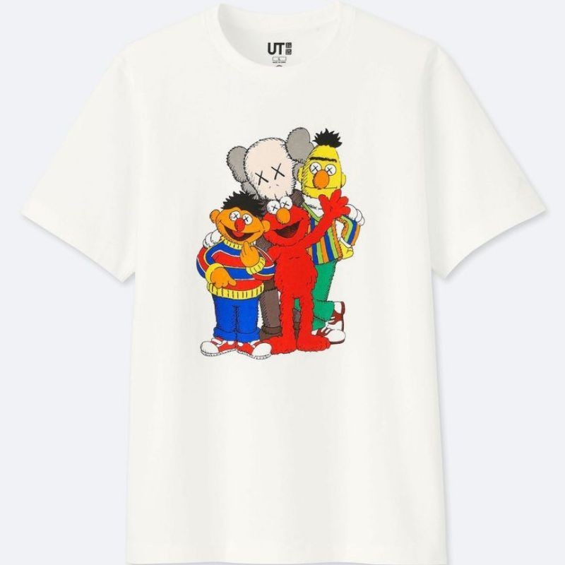 ใหม่ Uniqlo X KAWS X SESAME STREET | Uniq เสื้อยืด