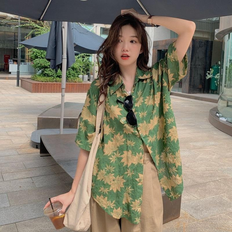 Lune_Graceเสื้อเชิ้ตแขนสั้นคอปกลายเมเปิ้ล เก๋มาก ใส่ได้ทั้งผู้หญิงและผู้ชาย แนวเกาหลี สีเดียวไซส์เดียว รุ่นw363