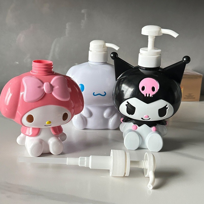 Sanrio Hello Kitty Soap Bottle Kuromi Cinnamoroll My Melody Liquid Soap Dispenser รีฟิลแชมพูที่ว่างเปล่า Conditioner คอนเทนเนอร์อุปกรณ์ห้องน้ํา