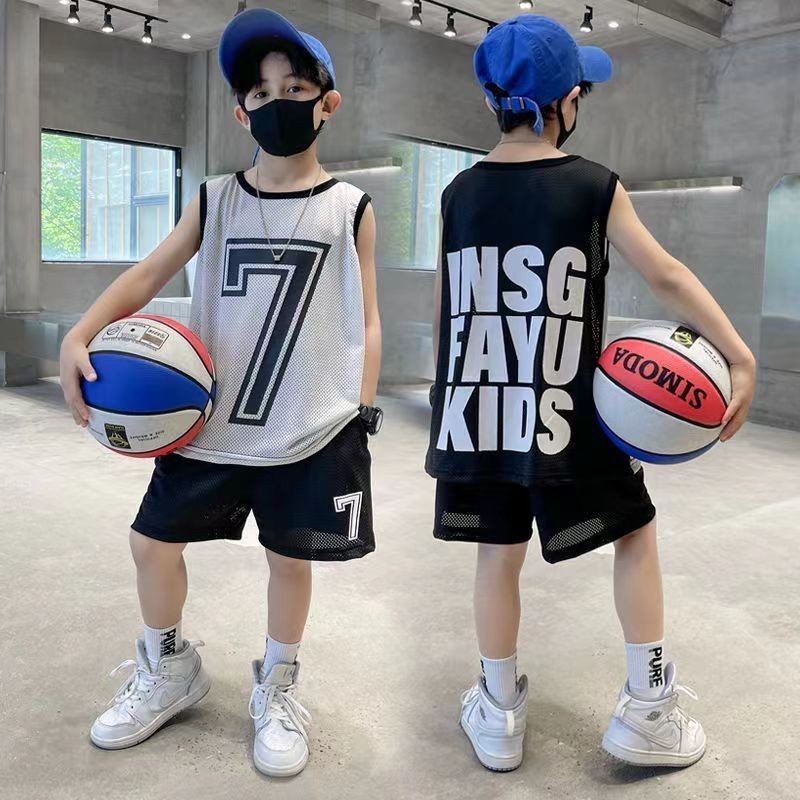 เสื้อบาสเก็ตบอลฤดูร้อนชายเด็กแห้งเร็วเสื้อสูทแขนกุดขนาดกลางขนาดใหญ่เด็กชุดสองชิ้น