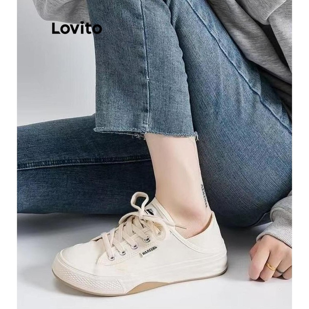 Lovito รองเท้าผ้าใบผูกเชือกทรงสูงสีขาวสไตล์สปอร์ต สุดคลาสสิกและใช้งานได้หลากหลายสำหรับผู้หญิง LFA58341