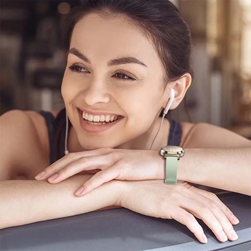 สายนาฬิกาข้อมือซิลิโคน เนื้อแมตต์ กันเหงื่อ สีแคนดี้ เรียบง่าย สําหรับ Garmin Lily 2 Lily2