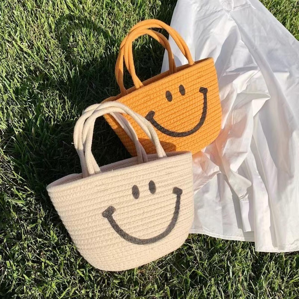 【พร้อมส่ง】กระเป๋าผ้าฝ้ายทอมือ มินิมอล รับประกันคุณภาพ พร้อมส่ง แฟชั่นฤดูร้อนใหม่ปี Ins 2024
