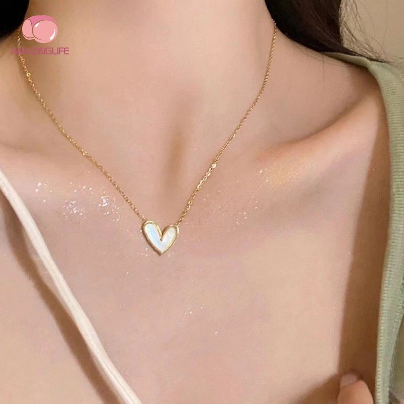 1ชิ้นวินเทจหัวใจรักจี้สร้อยคอ-สําหรับผู้หญิงสาวอินเทรนด์สีทองพู่โซ่-ที่เรียบง่ายหรูหราสร้อยคอเครื่องประดับ