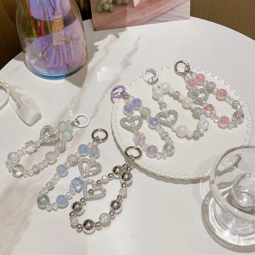 Bling Love Rhinestone โทรศัพท ์ โซ ่ สั ้ นสีลูกปัดอุปกรณ ์ เสริมสําหรับผู ้ หญิง