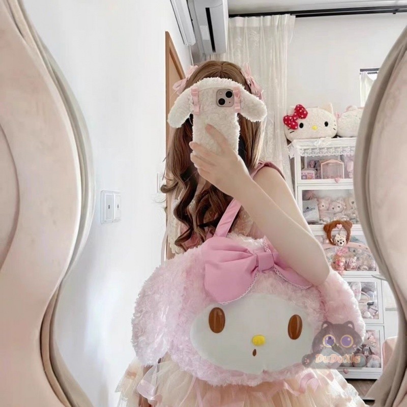 🎀การจัดส่งที่รวดเร็ว🎀ซานริโอ สไตล์เดียวกัน ทํานอง กระเป๋าการ์ตูนบิ๊กใบหน้า ทํานอง กระเป๋าเป้สะพายหลังความจุขนาดใหญ่ ทํานอง กระเป๋าถือน่ารัก สวัสดี คิตตี้ กระเป๋าสาวกร - รูปที่ 3
