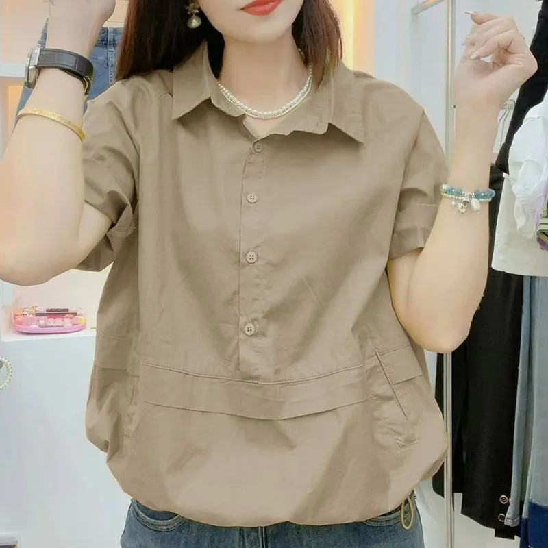 เวอร์ชั่นเกาหลีเสื้อบางแคบ-เอวเสื้อแขนสั้นฤดูร้อนสไตล์ใหม่หลวมสไตล์ตะวันตกหลวม ผอมลง ดูขนาดใหญ่ออกแบบพร็อพเสื้อเรียบง่าย ราคา ถูกที่สุด ดีลบีเคเค แกลเลอรีภาพที่ 2