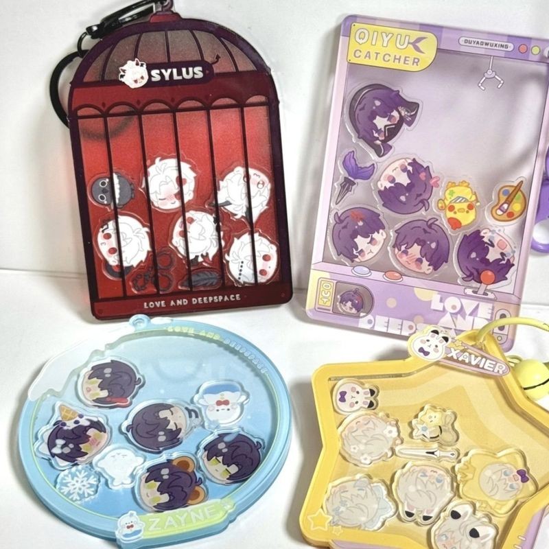 รักและ Deepspace Sylus Rafayel Zayne Zaynie Rafayel Xavier Zayne บุคลิกภาพสร้างสรรค์อะนิเมะเกมอุปกรณ์ต่อพ่วงอะคริลิค Shake กระเป๋าเป้สะพายหลังการ์ตูนจี้ของขวัญวันเกิด