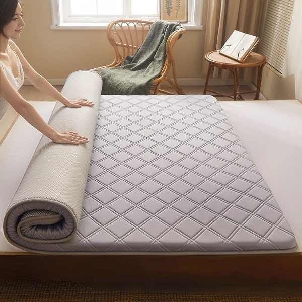 เตียงนอน 3.5 ที่นอน 6 ฟุต ที่นอน Pillowtop ใหม่ที่นอนหุ้มเบาะสําหรับใช้ในบ้าน เสื่อฟองน้ําหอพักนักศึกษาเดี่ยวยาว 5 ม. กันลื่นและพับเก็บได้