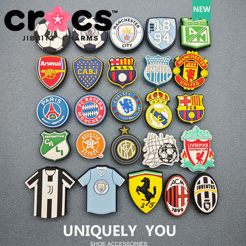 Jibbitz crocs charms รองเท ้ าหัวเข ็ มขัด NBA ทีมโลโก ้ แฟชั ่ นรองเท ้ าบาสเก ็ ตบอลอุปกรณ ์ เสริม charm ปุ ่ ม