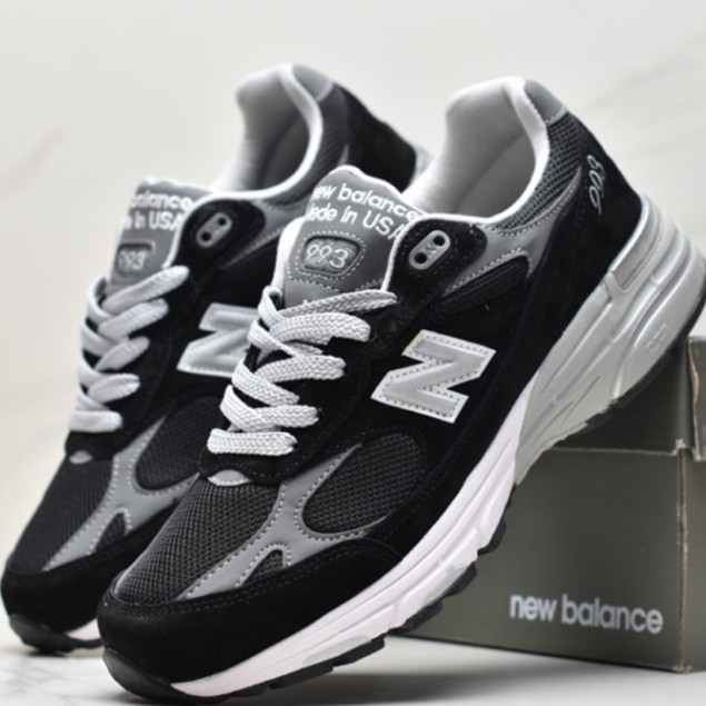New Balance Made in USA MR993 Series Beauty Blood Classic Retro Casual Sports All-Match Dad Running Shoes สีดํา