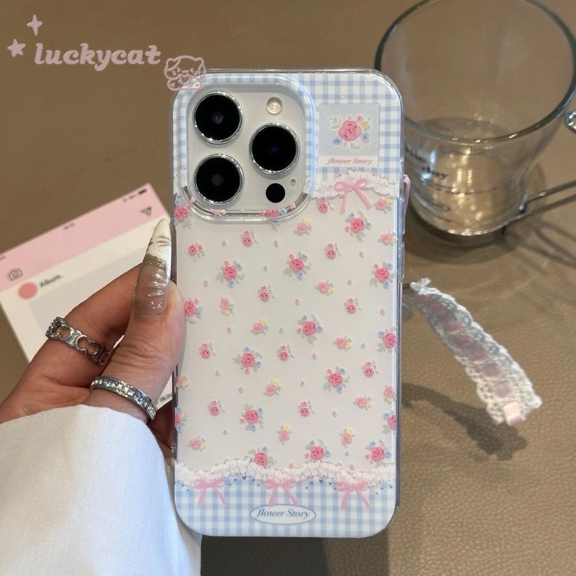 Iphone 16 15 14 13 12 11 Pro Max X Xr Xs Max 7 8 Plus SE2020 เคสโทรศัพท์ Ins Blue Checkered สีชมพู Rose Bow รูปแบบ Clear Soft + Lanyard ฝาหลัง - รูปที่ 2