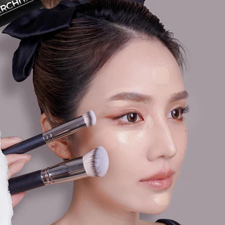 ARCHITA Foundation Brush อาชิตา แปรงแต่งหน้าสำหรับเกลี่ยรองพื้น.